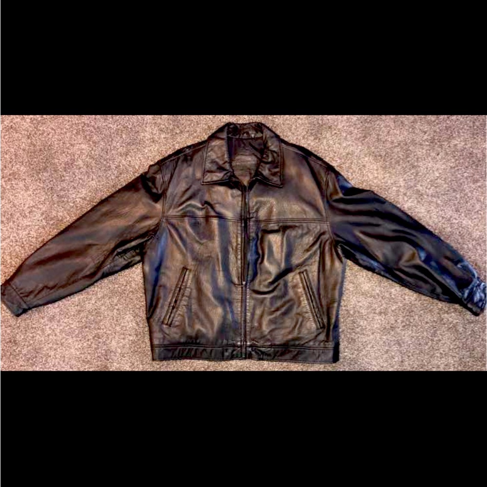 Men's ROUNDTREE & YORKE GENUINE LAMB SKIN Jacket -
NEW size: XL
